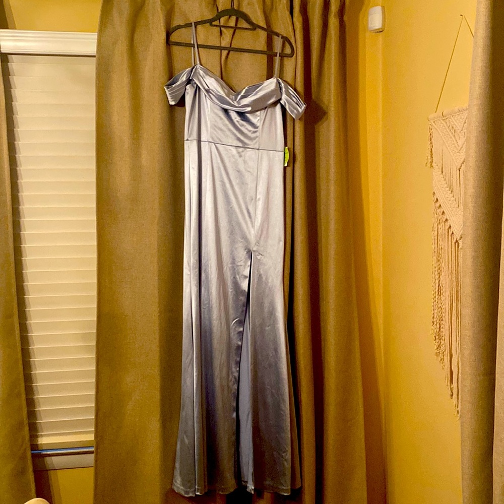 NWT Windsor formal long dress spaghetti straps and off shoulder. Shimmery blue.